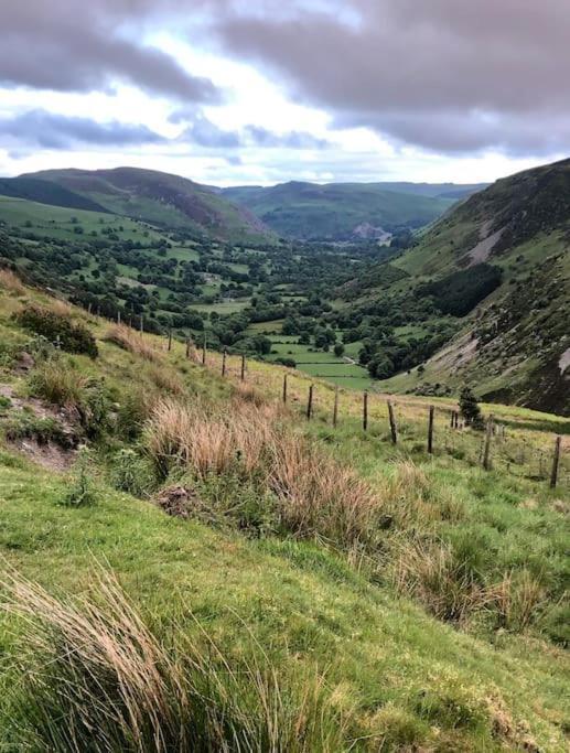 Annie'S Cottage Llanrhaeadr-ym-Mochnant Экстерьер фото
