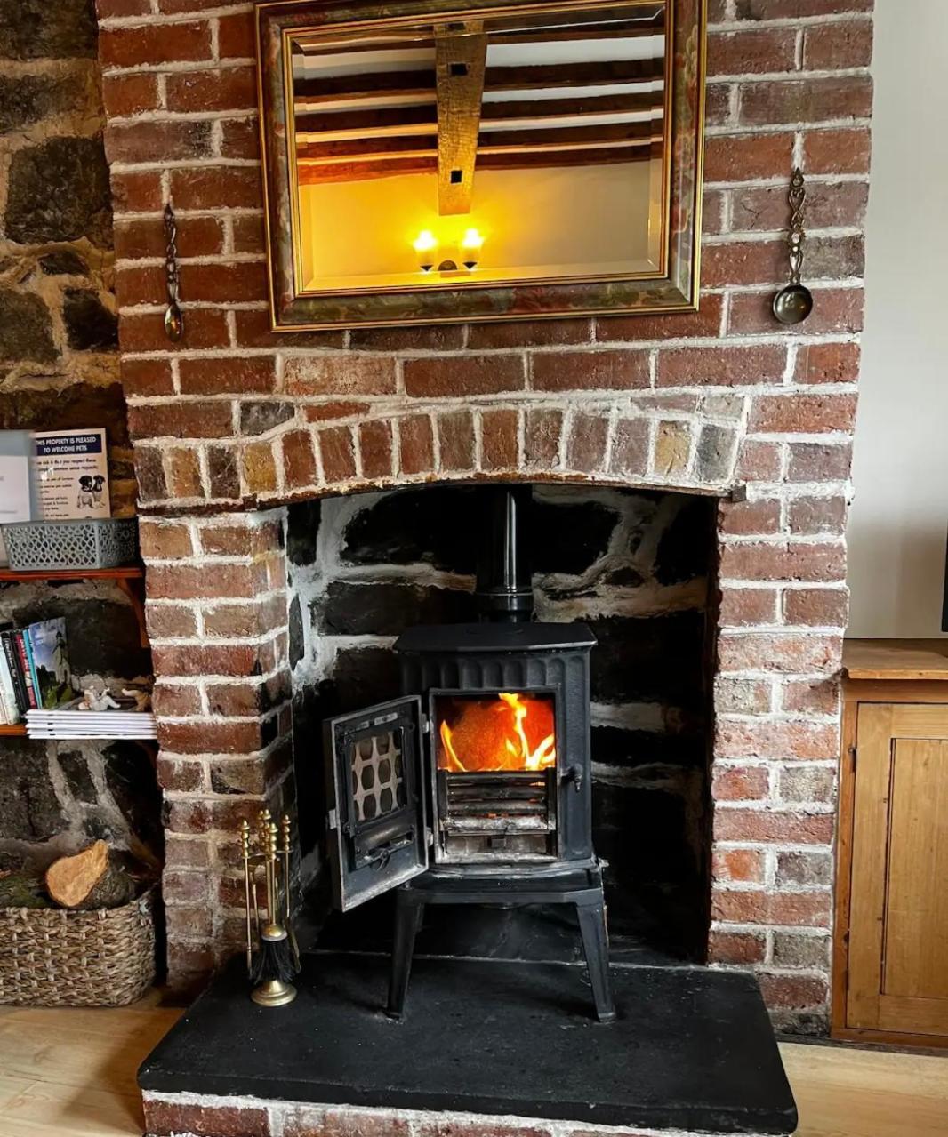 Annie'S Cottage Llanrhaeadr-ym-Mochnant Экстерьер фото